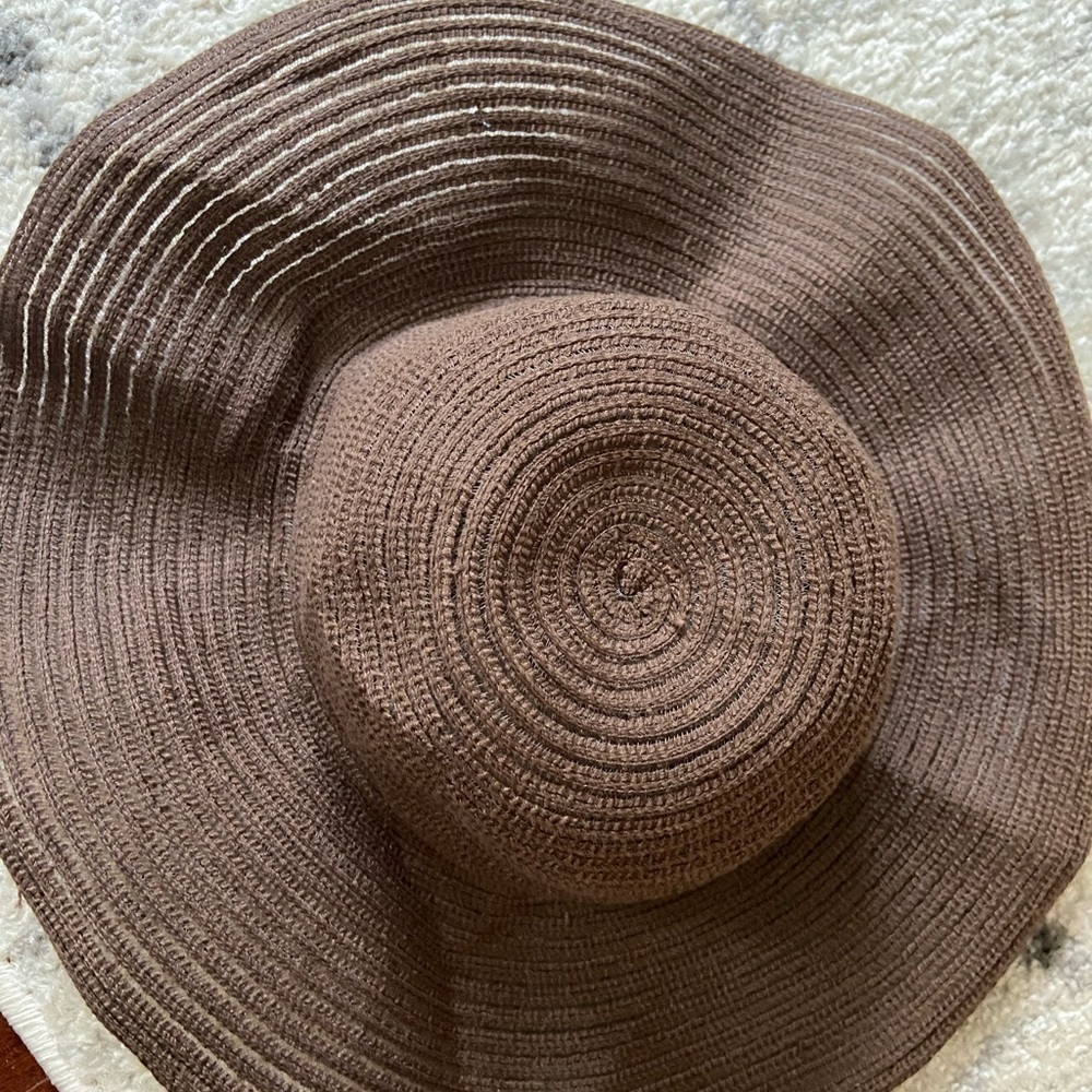 Banana republic floppy hat